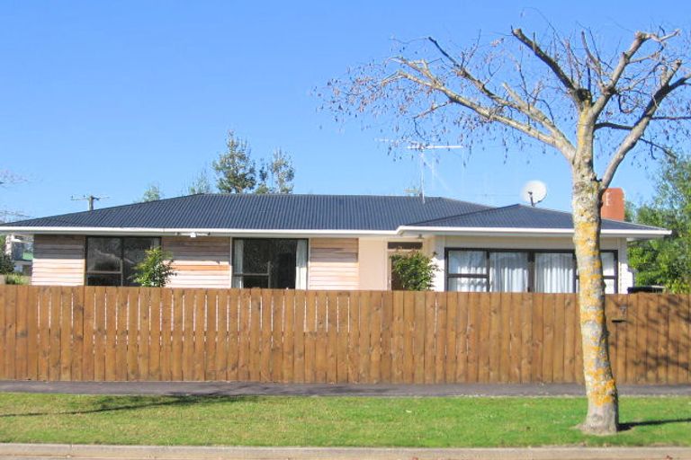 Photo of property in 7a Cotton Street, St Andrews, Hamilton, 3200