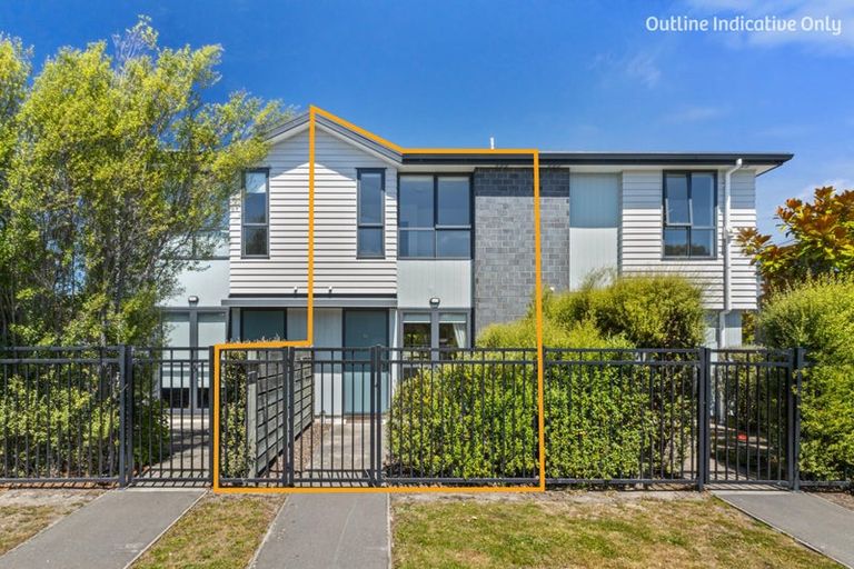 Photo of property in 13/14 Buffon Street, Waltham, Christchurch, 8023
