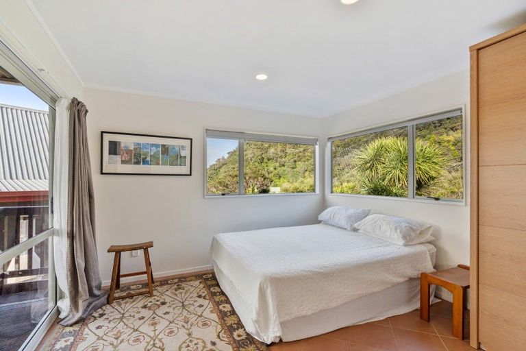 Photo of property in 35 Bay View Road, Whangarei Heads, Whangarei, 0174