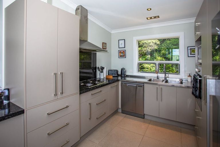 Photo of property in 56 Puriri Road, Te Kouma, Coromandel, 3581