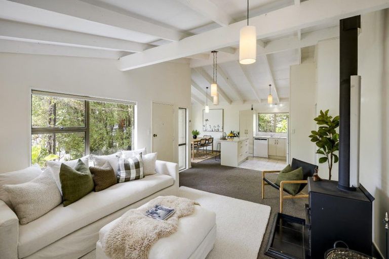 Photo of property in 34 James Cook Street, Havelock North, 4130