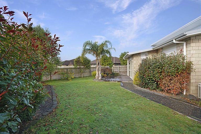 Photo of property in 16 Cole Thomas Place, Huntington, Hamilton, 3210