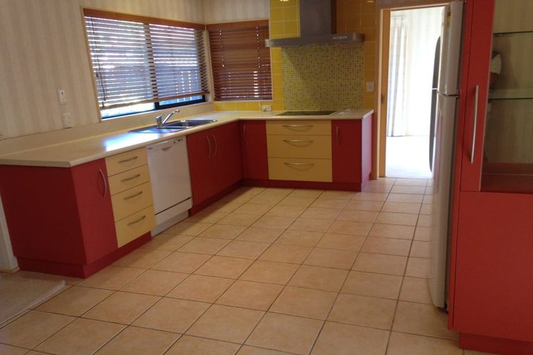 Photo of property in 20 Britannia Place, Half Moon Bay, Auckland, 2012