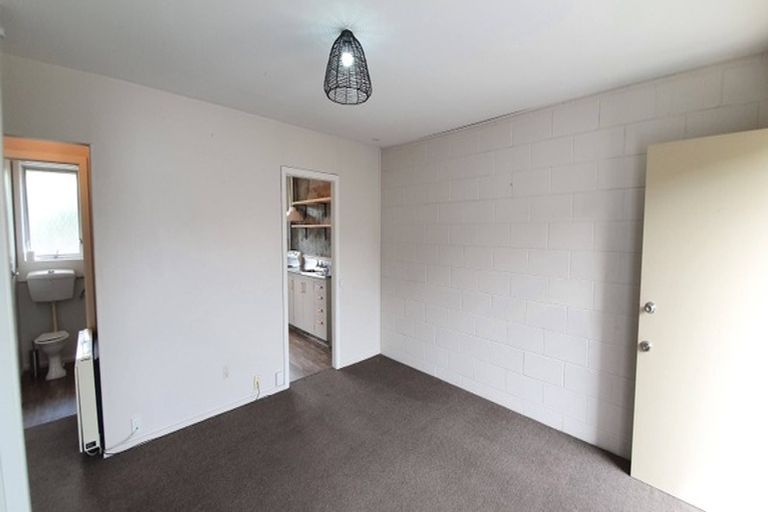 Photo of property in 2/79 Champion Street, Edgeware, Christchurch, 8013