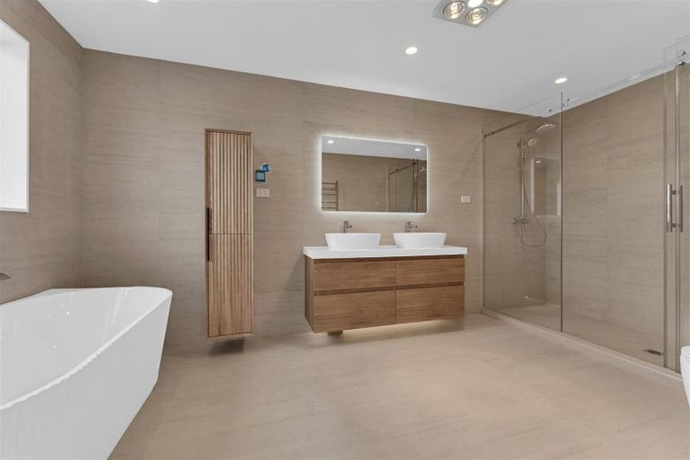 Photo of property in 6 Hutukawa Drive, Beachlands, Auckland, 2018