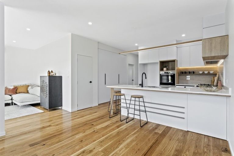 Photo of property in 70 Ashley Avenue, Long Bay, Auckland, 0630