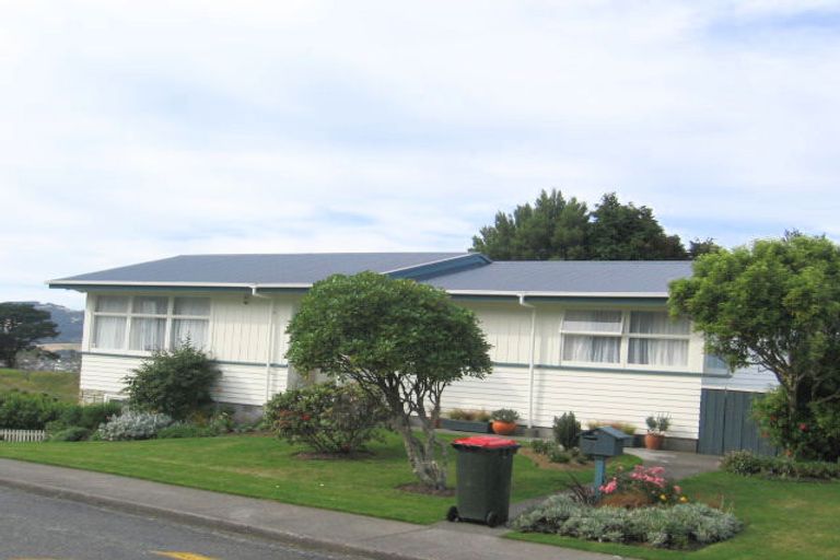 Photo of property in 7 Branscombe Street, Johnsonville, Wellington, 6037