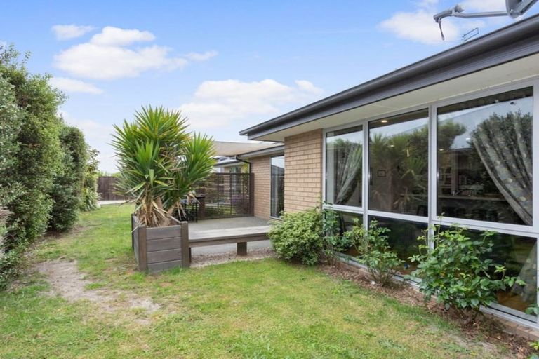 Photo of property in 12 Puaka Street, Pegasus, 7612