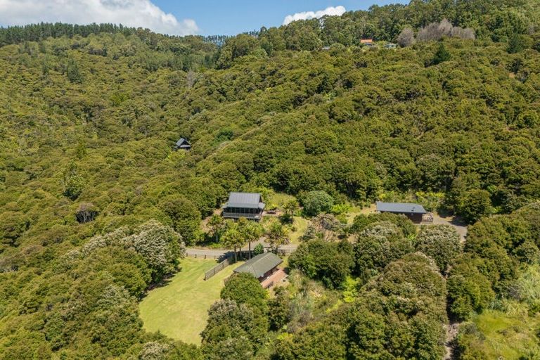 Photo of property in 1220f Te Rerenga Kuaotunu Road, Kuaotunu West, Whitianga, 3592