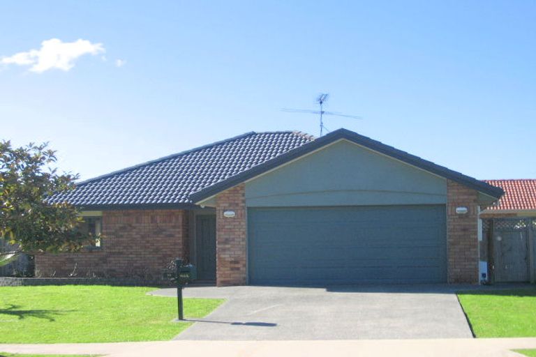 Photo of property in 93 Summerland Drive, Henderson, Auckland, 0612