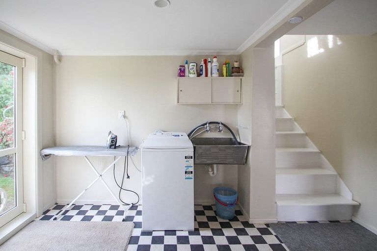 Photo of property in 23 Selwyn Street, South Hill, Oamaru, 9400