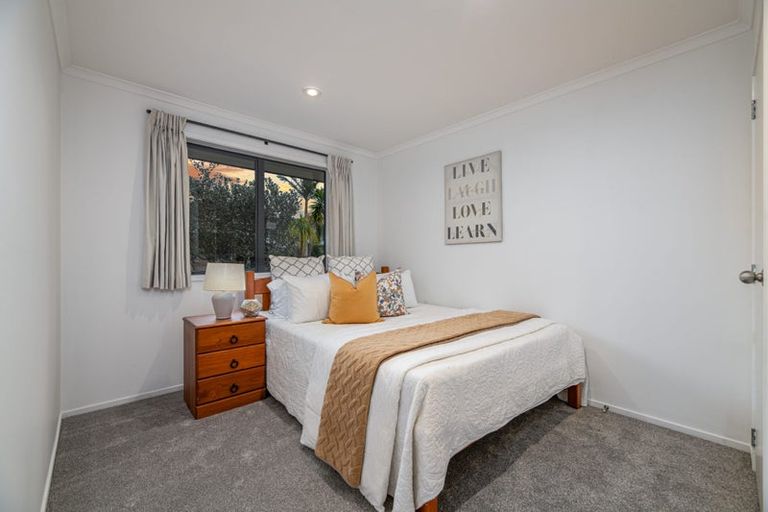 Photo of property in 62 Waitaki Street, Henderson, Auckland, 0612