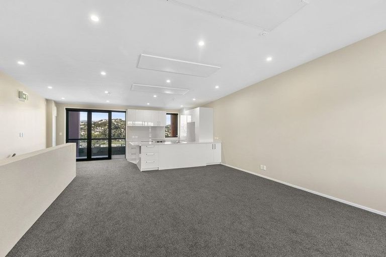 Photo of property in 7b Ropa Lane, Miramar, Wellington, 6022