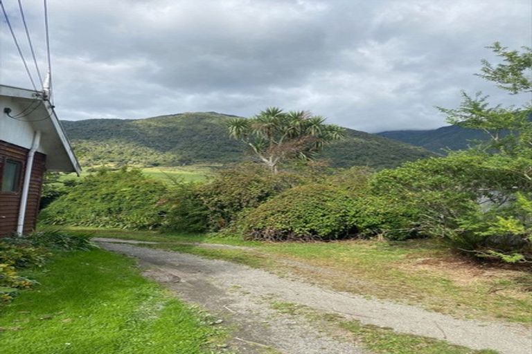 Photo of property in 1425 Lake Brunner Road, Inchbonnie, 7875