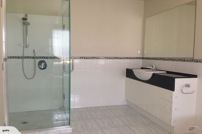 Photo of property in 6 Nautilus Drive, Gulf Harbour, Whangaparaoa, 0930