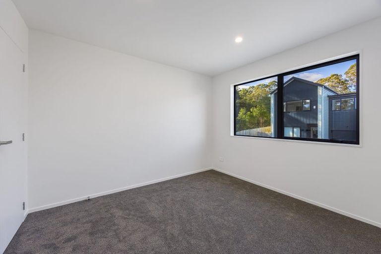 Photo of property in 7 Endurance Rise, Orewa, 0931