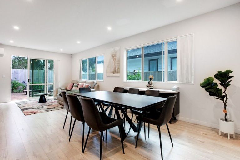 Photo of property in 20 Thomas Rielly Avenue, Hobsonville, Auckland, 0616