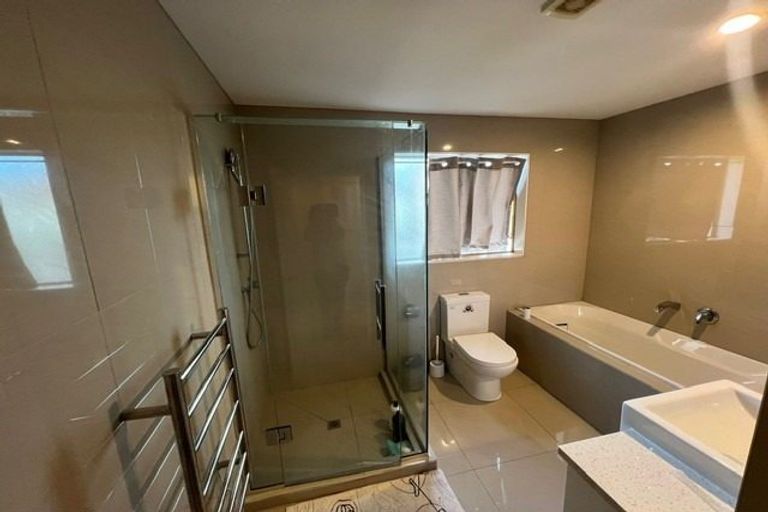 Photo of property in 9 Rosewell Crescent, Flat Bush, Auckland, 2019