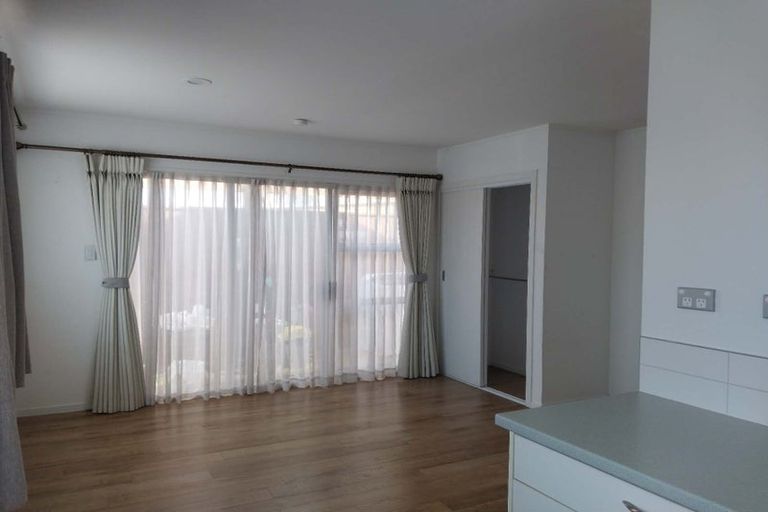 Photo of property in 16 Studfall Street, Pakuranga Heights, Auckland, 2010