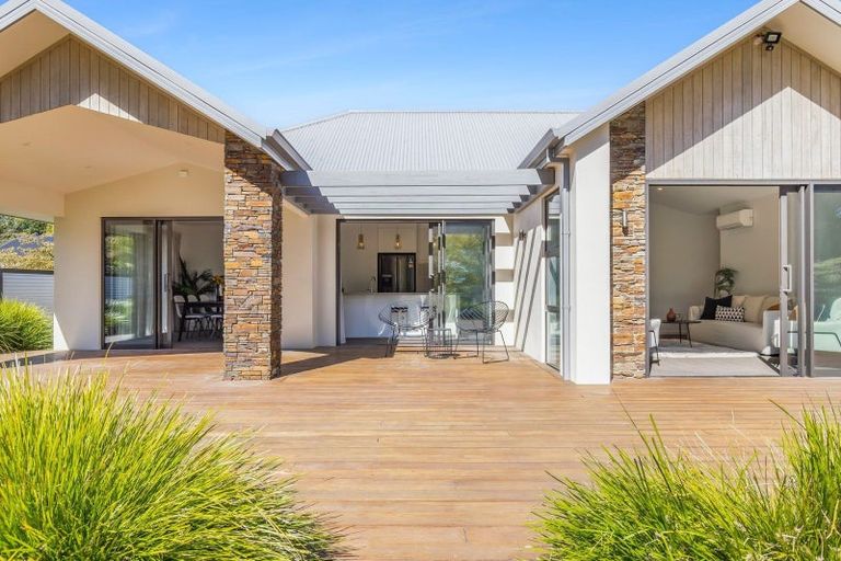 Photo of property in 5 Greenfield Lane, Stoke, Nelson, 7011