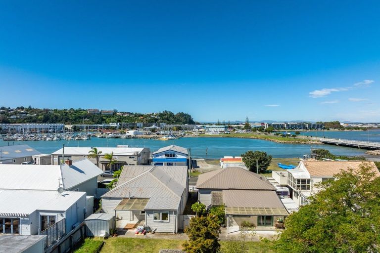 Photo of property in 13-14 Meeanee Quay, Westshore, Napier, 4110