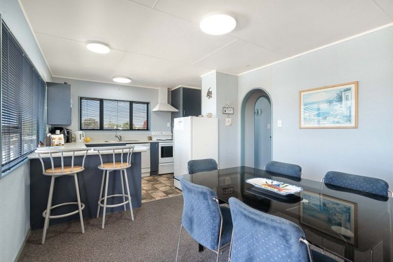 Photo of property in 112 Hampton Road, Whangamata, 3620