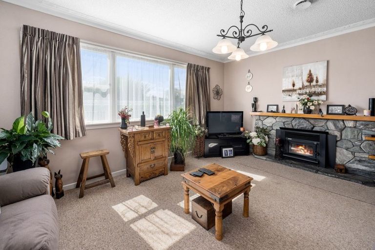 Photo of property in 74 Sunset Road, Mangakakahi, Rotorua, 3015