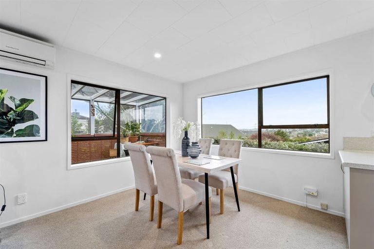 Photo of property in 2/75a Coronation Road, Hillcrest, Auckland, 0627