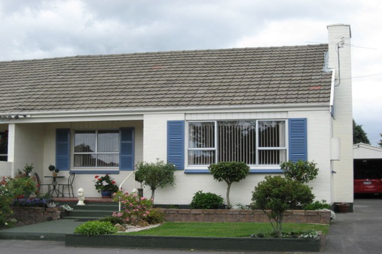 Photo of property in 104 Teesdale Street, Burnside, Christchurch, 8053