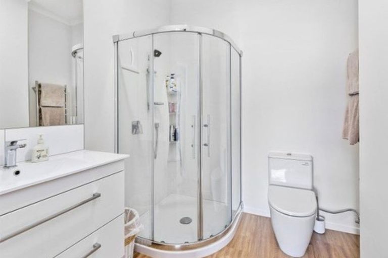 Photo of property in Stadium Garden Flats, 202/107 Thorndon Quay, Pipitea, Wellington, 6011