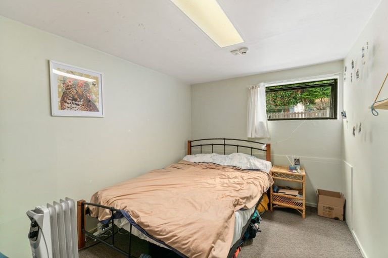 Photo of property in 22 Bowen Street, Queenstown, 9300