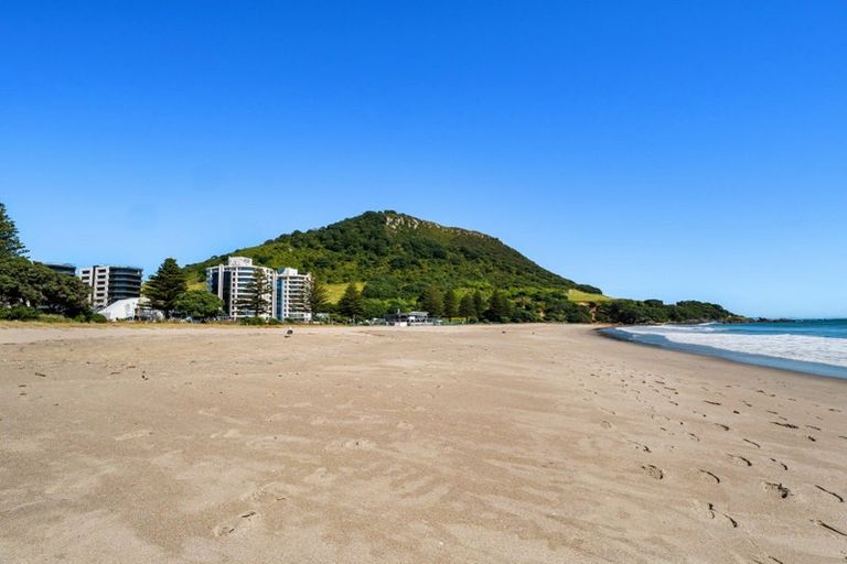 Photo of property in 3/10 Marine Parade, Mount Maunganui, 3116