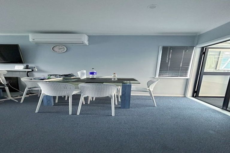 Photo of property in 99 Stanley Road, Glenfield, Auckland, 0629