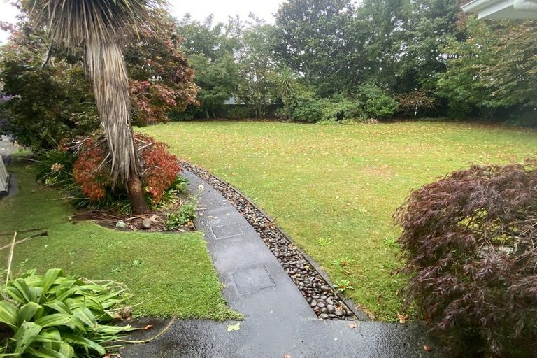 Photo of property in 212a Tukapa Street, Westown, New Plymouth, 4310