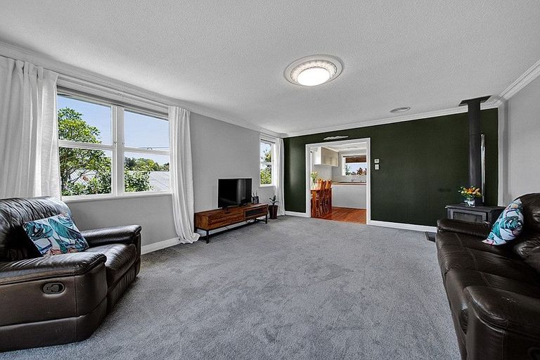 Photo of property in 7 Whakawhiti Street, Marfell, New Plymouth, 4310