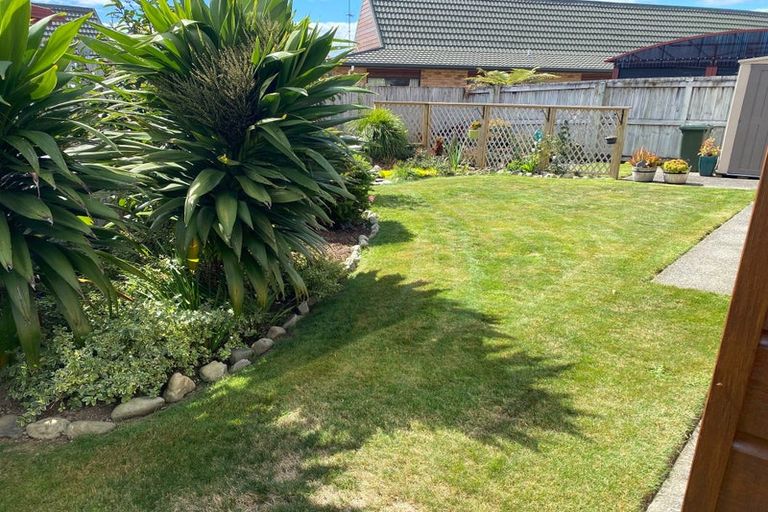 Photo of property in Rangeview Villas, 56/9 Fuller Close, Levin, 5510