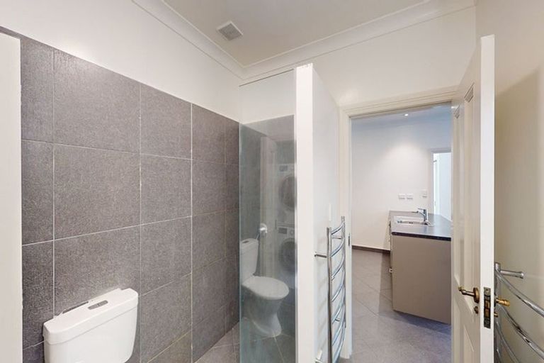 Photo of property in 44 Aurora Terrace, Kelburn, Wellington, 6012