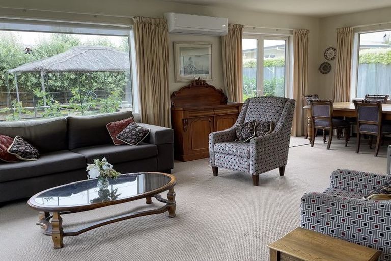 Photo of property in 17 Perrow Street, Wanaka, 9305