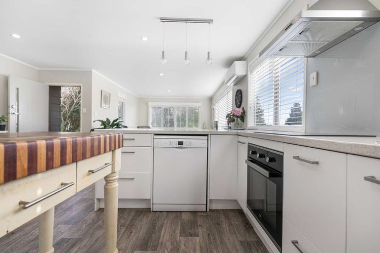 Photo of property in 29 Rewarewa Street, Owhata, Rotorua, 3010