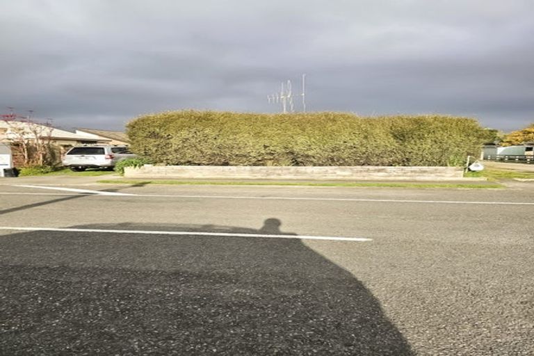 Photo of property in 62a Te Rauparaha Street, Otaki, 5512