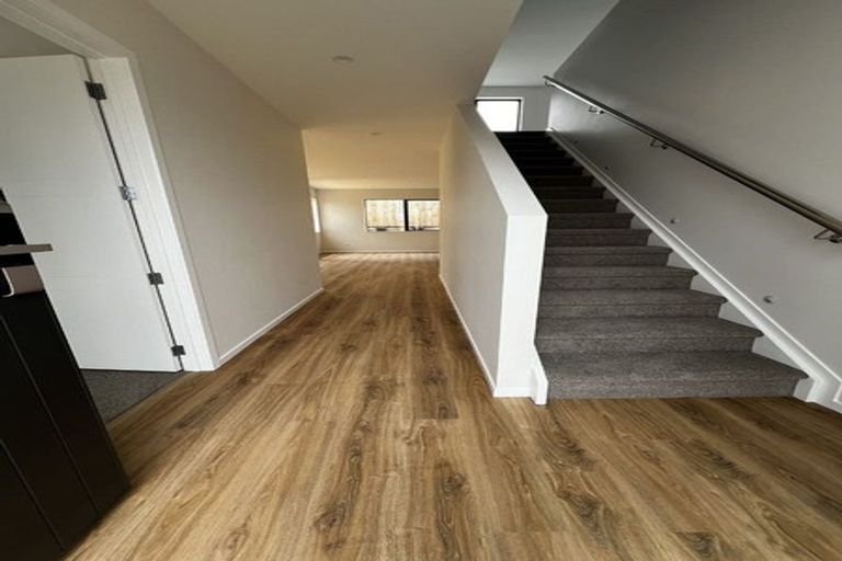 Photo of property in 7a Hinau Street, New Lynn, Auckland, 0600