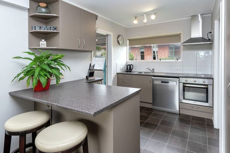 Photo of property in 2/3 Cromdale Avenue, Highland Park, Auckland, 2010