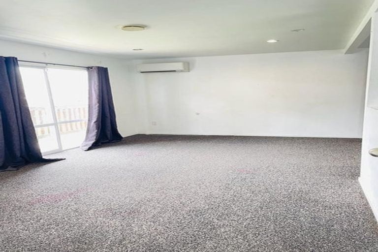 Photo of property in 7 Etherton Drive, Weymouth, Auckland, 2103
