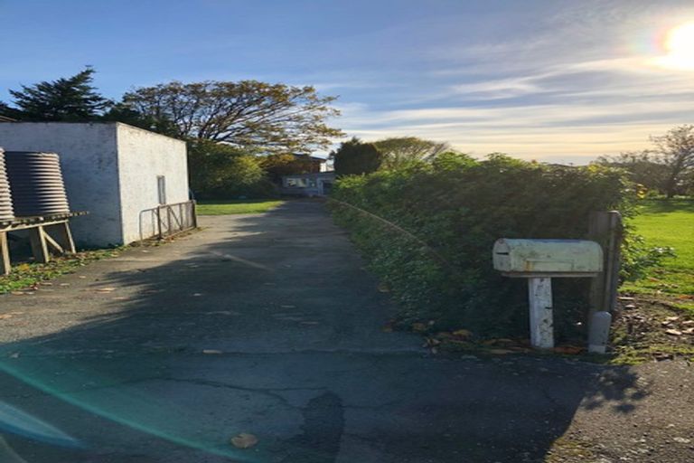 Photo of property in 13 Hunter Street, Edendale, 9825