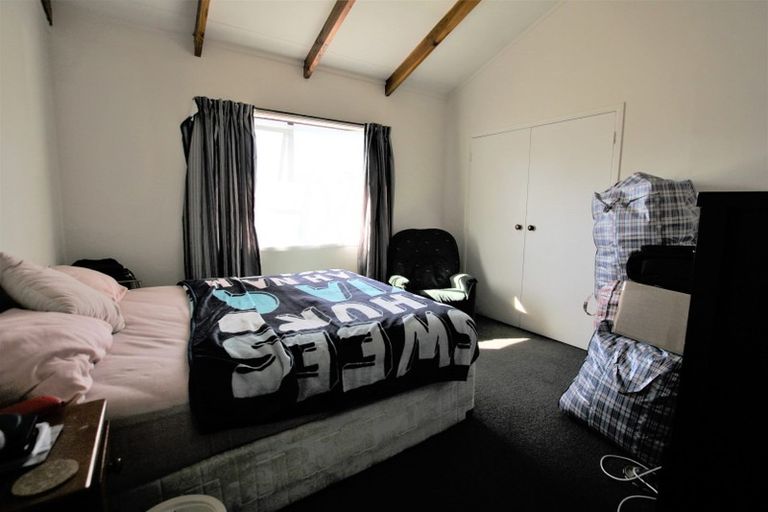 Photo of property in 42 Fordham Street, Beach Haven, Auckland, 0626