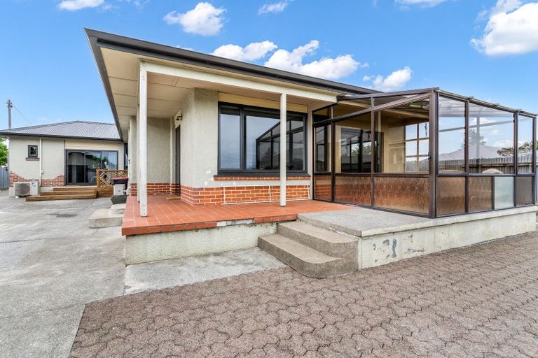 Photo of property in 32 Mary Street, Winton, 9720