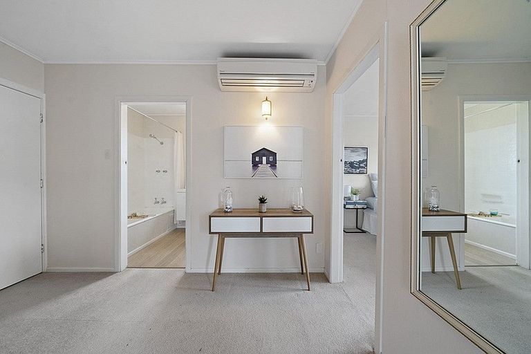 Photo of property in 3 Saint Edmund Crescent, Tawa, Wellington, 5028