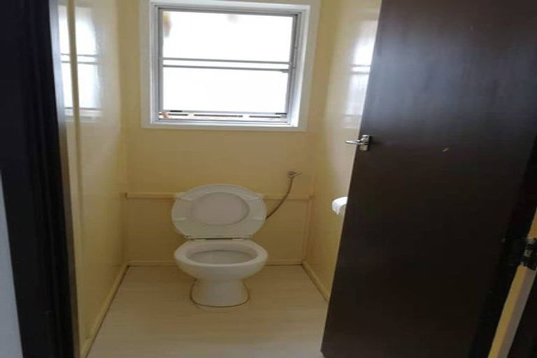 Photo of property in 10 Ware Place, Pakuranga Heights, Auckland, 2010