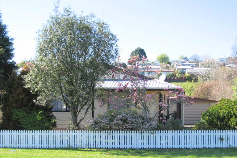 Photo of property in 37 Harrisfield Drive, Hairini, Tauranga, 3112