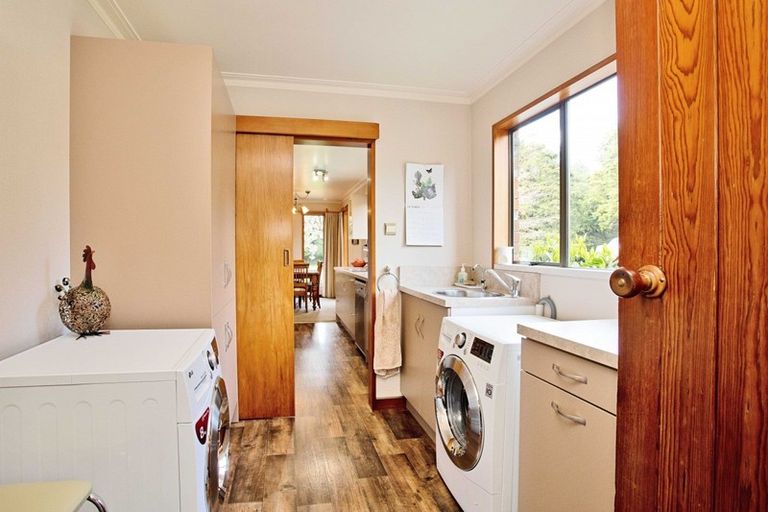 Photo of property in 54 Mckellar Road, Seaward Bush, Invercargill, 9871